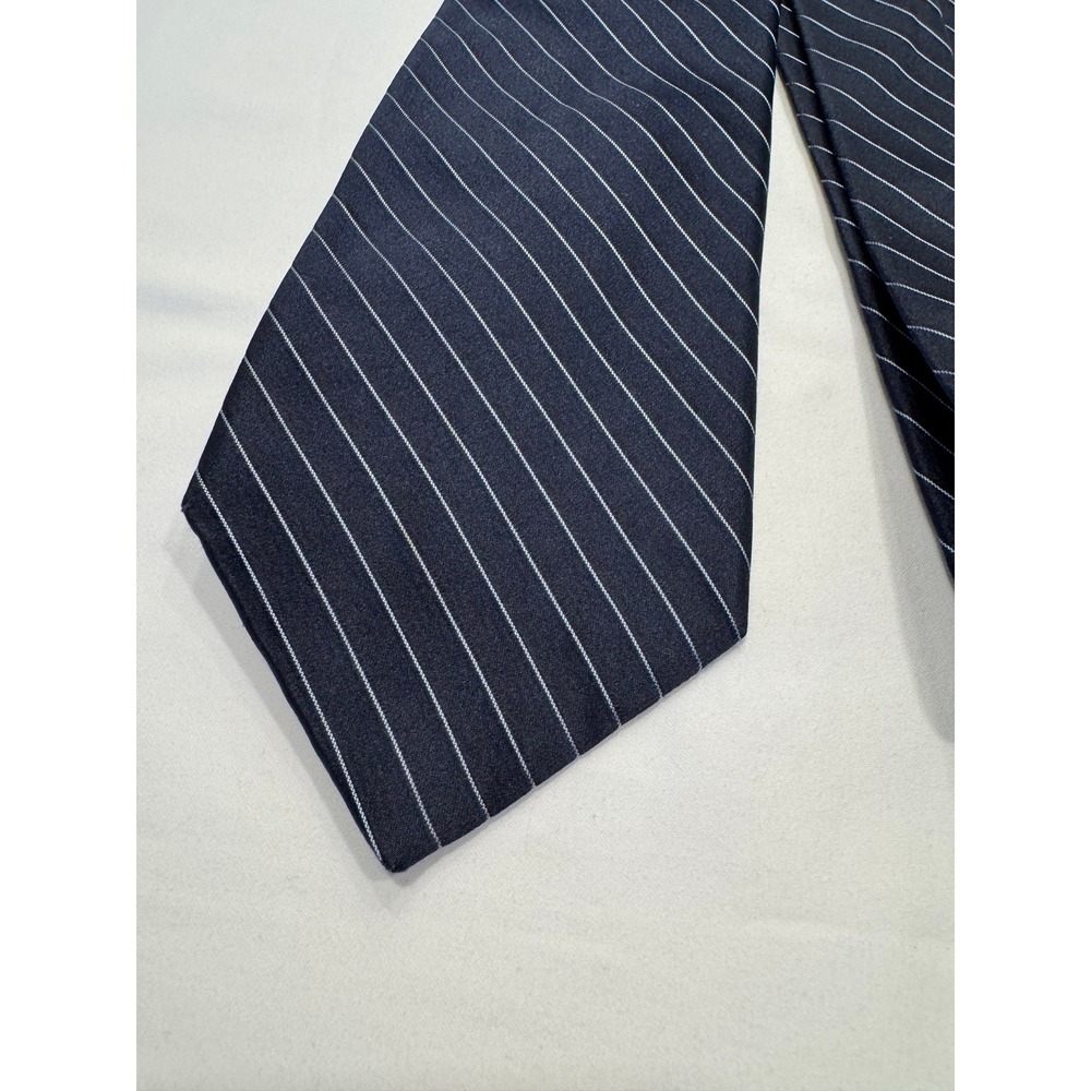 Ike Behar Tie Silk Pinstripe Navy Blue White Hand Tailored‎ USA OS Excellent